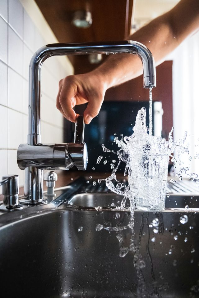 Frisches Wasser aus der Leitung